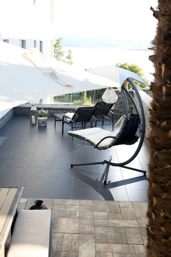 The View Luxury Apartment Dramalj Bagian luar foto