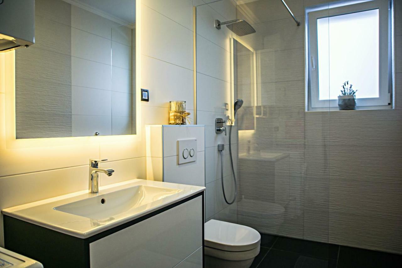 The View Luxury Apartment Dramalj Bagian luar foto
