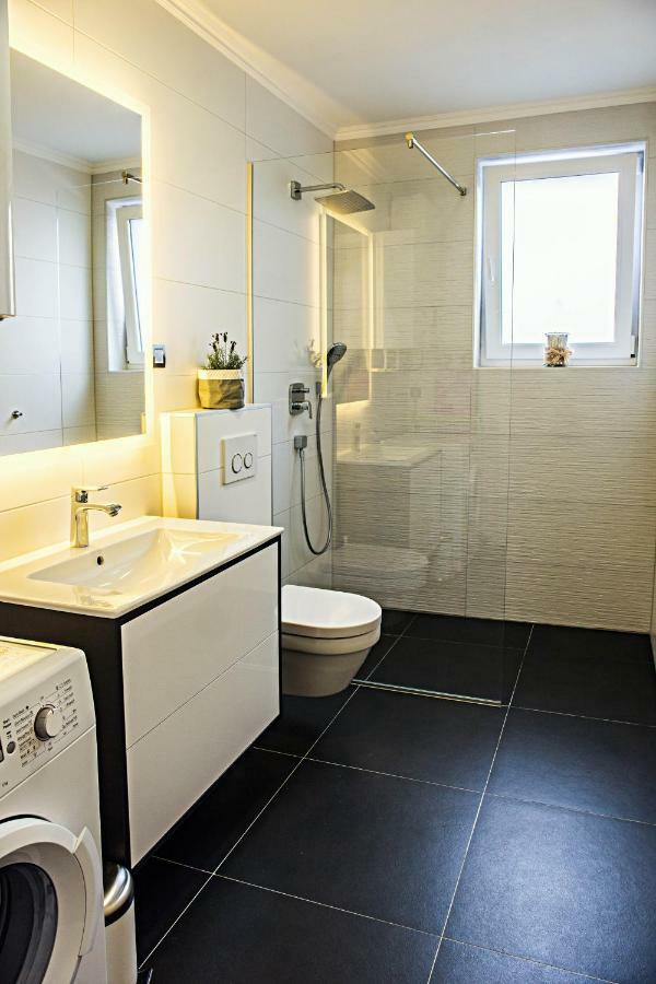 The View Luxury Apartment Dramalj Bagian luar foto